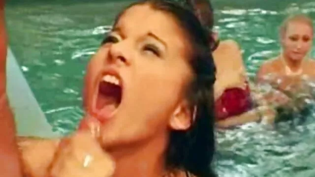 Nóng khiêu dâm, không giấy đăng ký  Plumper Anastasia Lux lượt với cô ấy to lớn tits và đột quỵ cô ấy rôm phim sec che con rả âm đạo