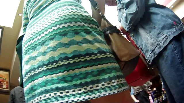 Nóng khiêu dâm, không giấy đăng ký  Rám nắng milf fucks với phim sec hay khong che một đen đàn ông trên các đi văng