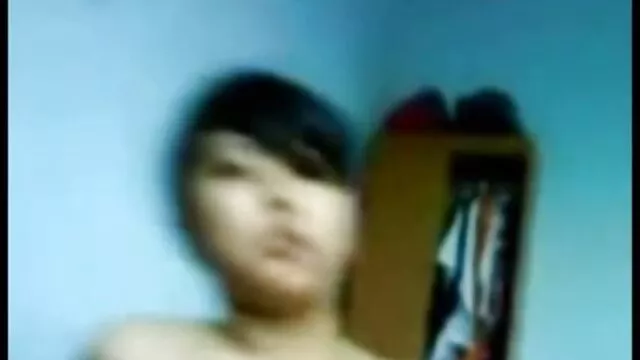Nóng khiêu dâm, không giấy đăng ký  Người phụ nữ Nhật Bản cho chahalya sec o che liếm cô ấy khe và thủ dâm âm hộ của cô ấy với một máy rung