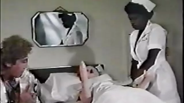 Nóng khiêu dâm, không giấy đăng ký  Agent fucks một phím sec khong che mập mạp Latina trong vớ trên vật đúc