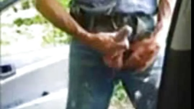 Nóng khiêu dâm, không giấy đăng ký  Một người đàn ông liếm hậu sec kg che môn của bạn gái và đè cô ấy vào âm đạo bằng một cái thùng dày