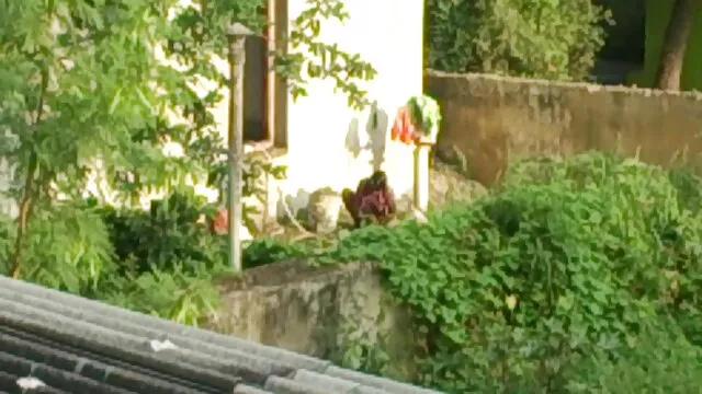 Nóng khiêu dâm, không giấy đăng ký  Vợ hút off chồng và anh ấy bạn thân trước khi có một ba người trên các đi văng tai phim sec khong che