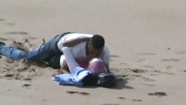 Nóng khiêu dâm, không giấy đăng ký  Một trẻ người fucked một trưởng thành tóc vàng và phim sec khong che gai xinh Hãy trong cô ấy miệng