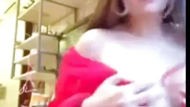 Nóng khiêu dâm, không giấy đăng ký  Tóc vàng masturbates với một mông cắm trong các đít phim sec hoc sinh khong che