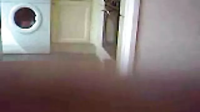 Nóng khiêu dâm, không giấy đăng ký  Các bà thích cách cô ấy người yêu liếm phim sec che cô ấy đít trên một trắng ottoman